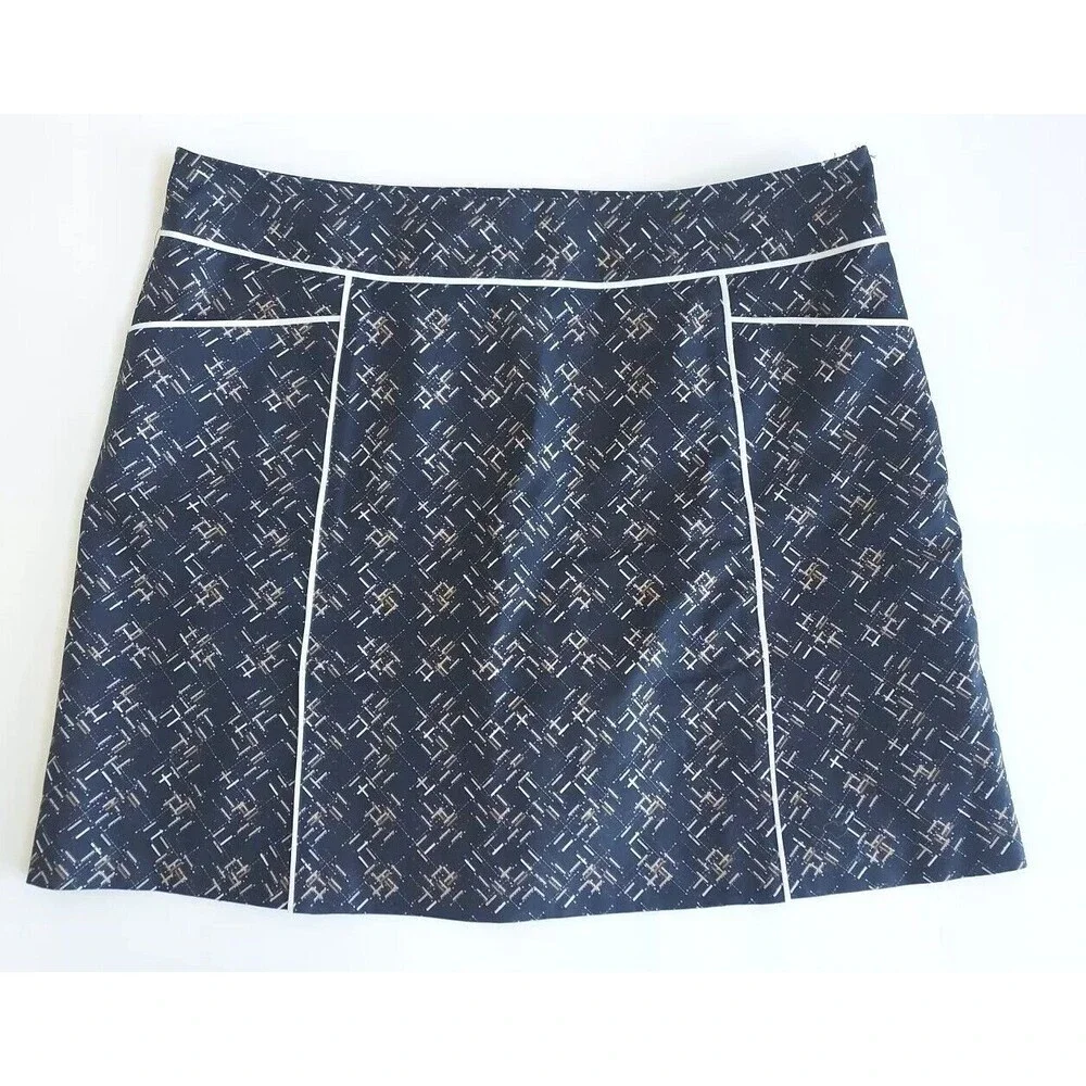 Ladies IZOD XFG Stretch Black/Tan/White Quick Dry Side Zip Golf Skort Size 8